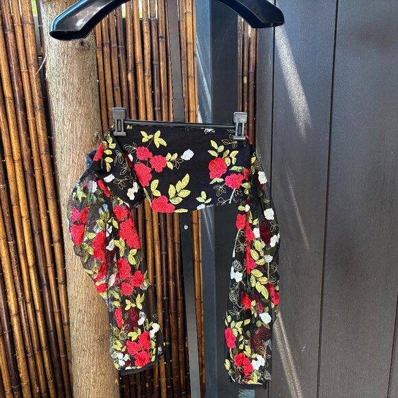 Lovers + Friends Cropped Floral Top - Picture 1 of 4